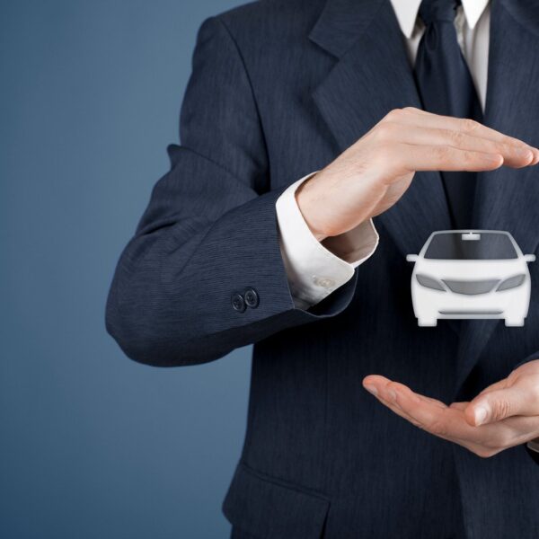 Jakie ubezpieczenie samochodowe wybrać? Porównanie różnych opcji.