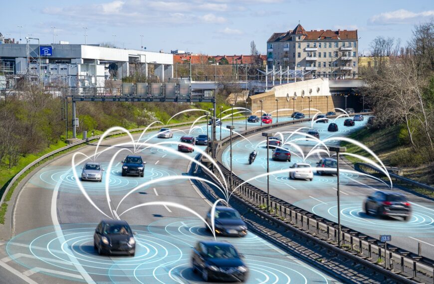 Samochody autonomiczne: Kiedy będziemy gotowi na technologiczną rewolucję na drogach?