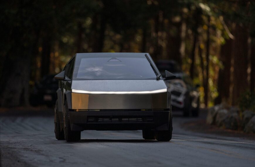 Wpływ motoryzacji na miejskie plany transportowe: jak miasta dostosowują się do rosnącej liczby pojazdów elektrycznych?